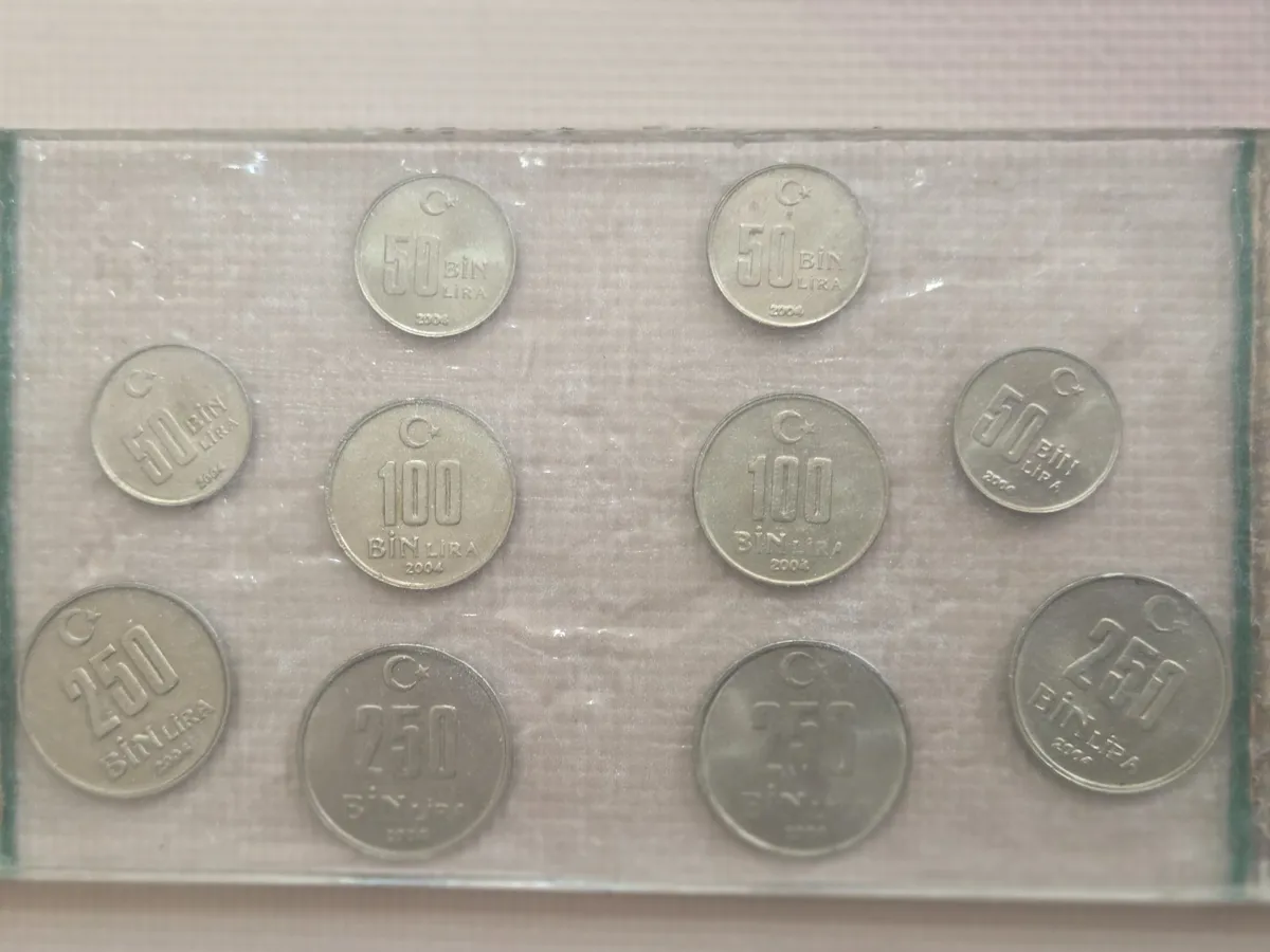 2004 yılı Türkiye Cumhuriyeti Madeni Para Seti Epoksi Antika Tasarım 3